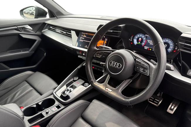 AUDI A3 Photo 6