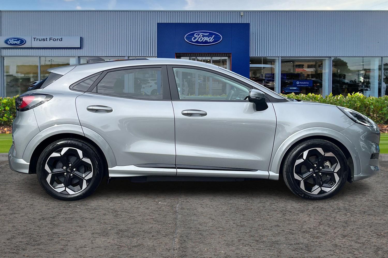 Ford PUMA GEN-E Photo 2