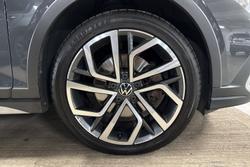 VOLKSWAGEN Golf Photo 5