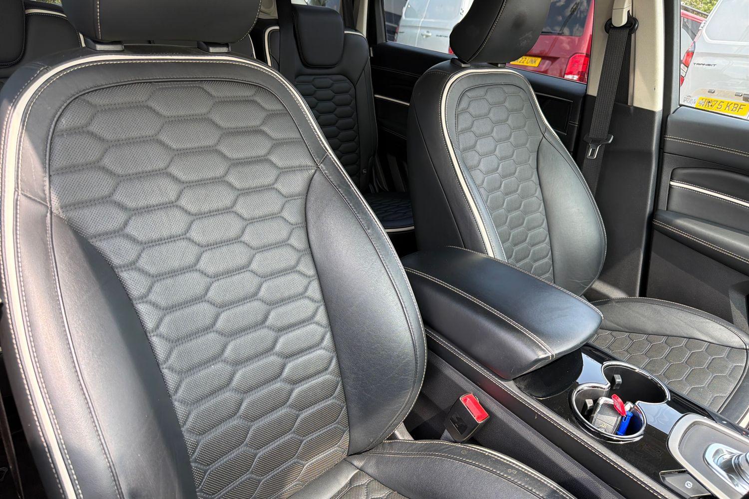 Ford S-Max Photo 16