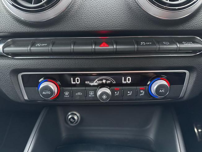 Audi A3 Photo 32