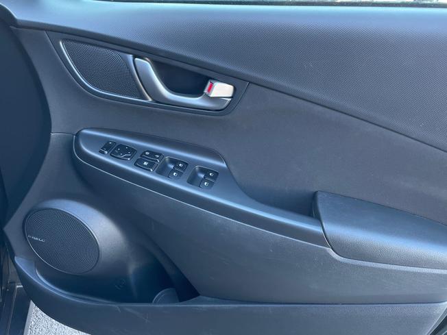 HYUNDAI Kona Photo 29