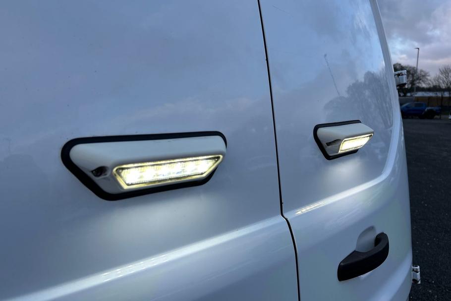 Used Ford TRANSIT CONNECT 25