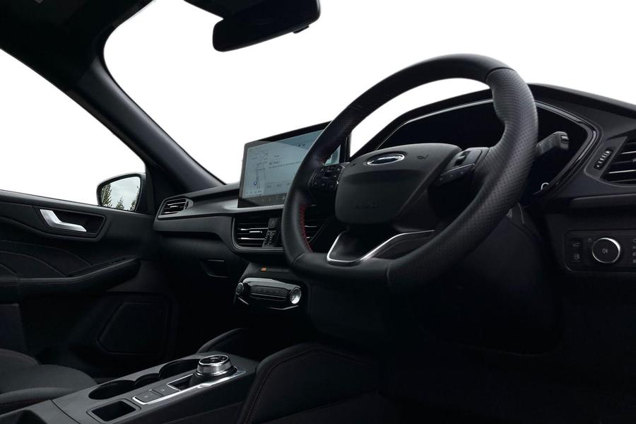 Ford Kuga Photo autoimg-43825a1371c2fb2f579ee4d8aae992d98bb2f069.jpg