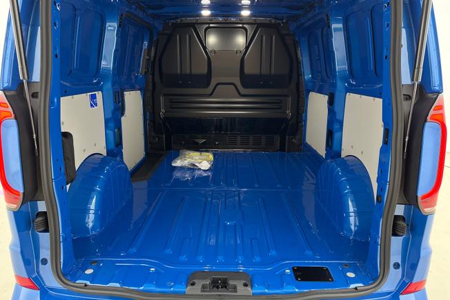 VOLKSWAGEN e-Transporter Photo 12