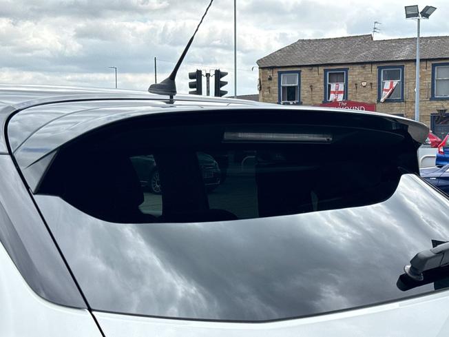 VAUXHALL Corsa Photo 39