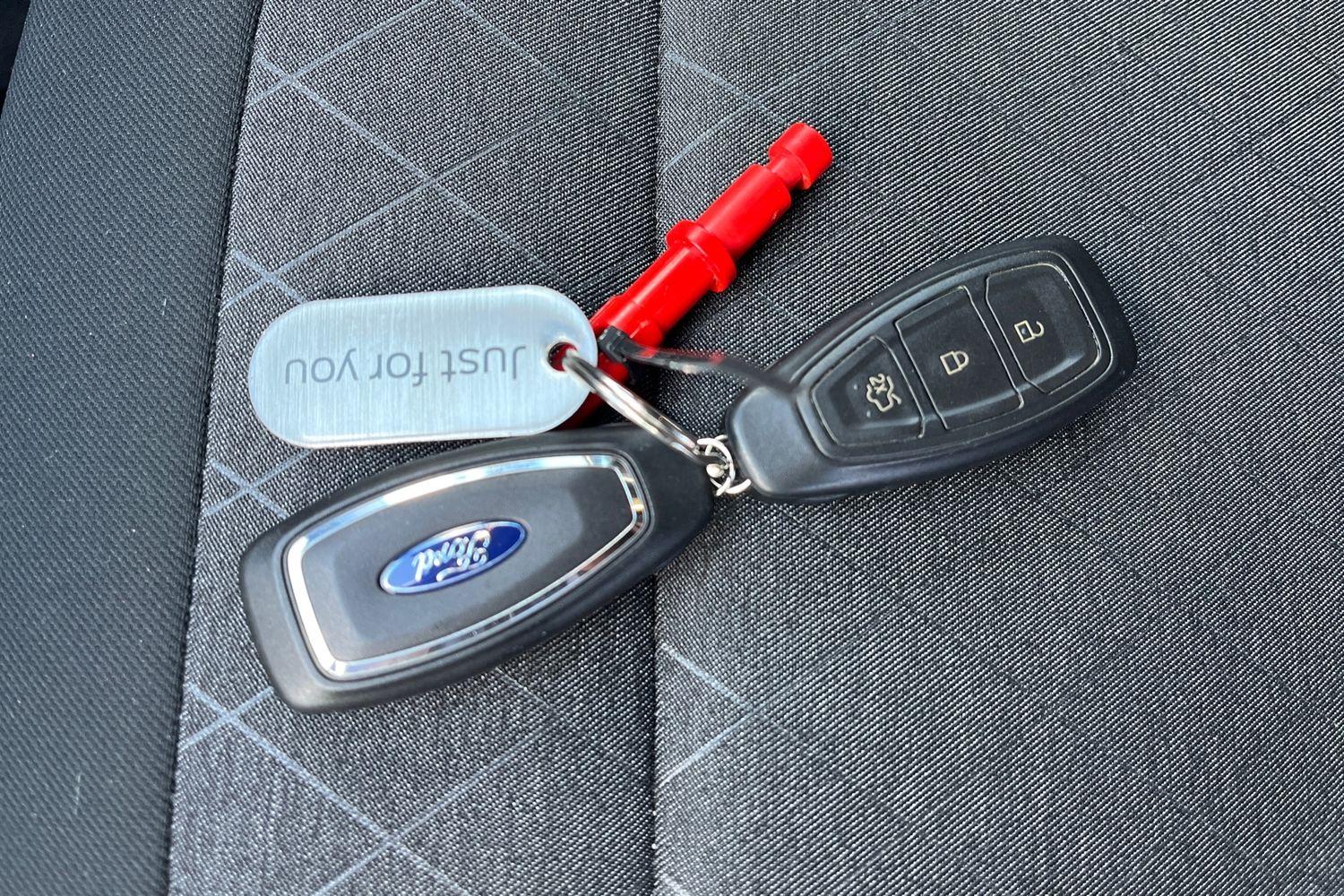 Ford FIESTA Photo 21