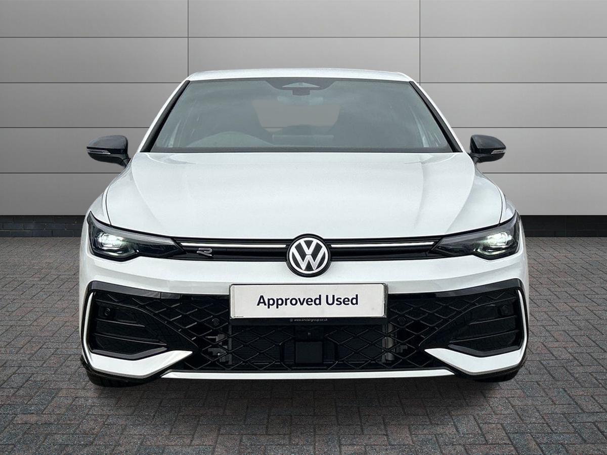 Volkswagen Golf Photo autoimg-4389435d7aa0192d97d9c24f0bf174622a6a3418.jpg