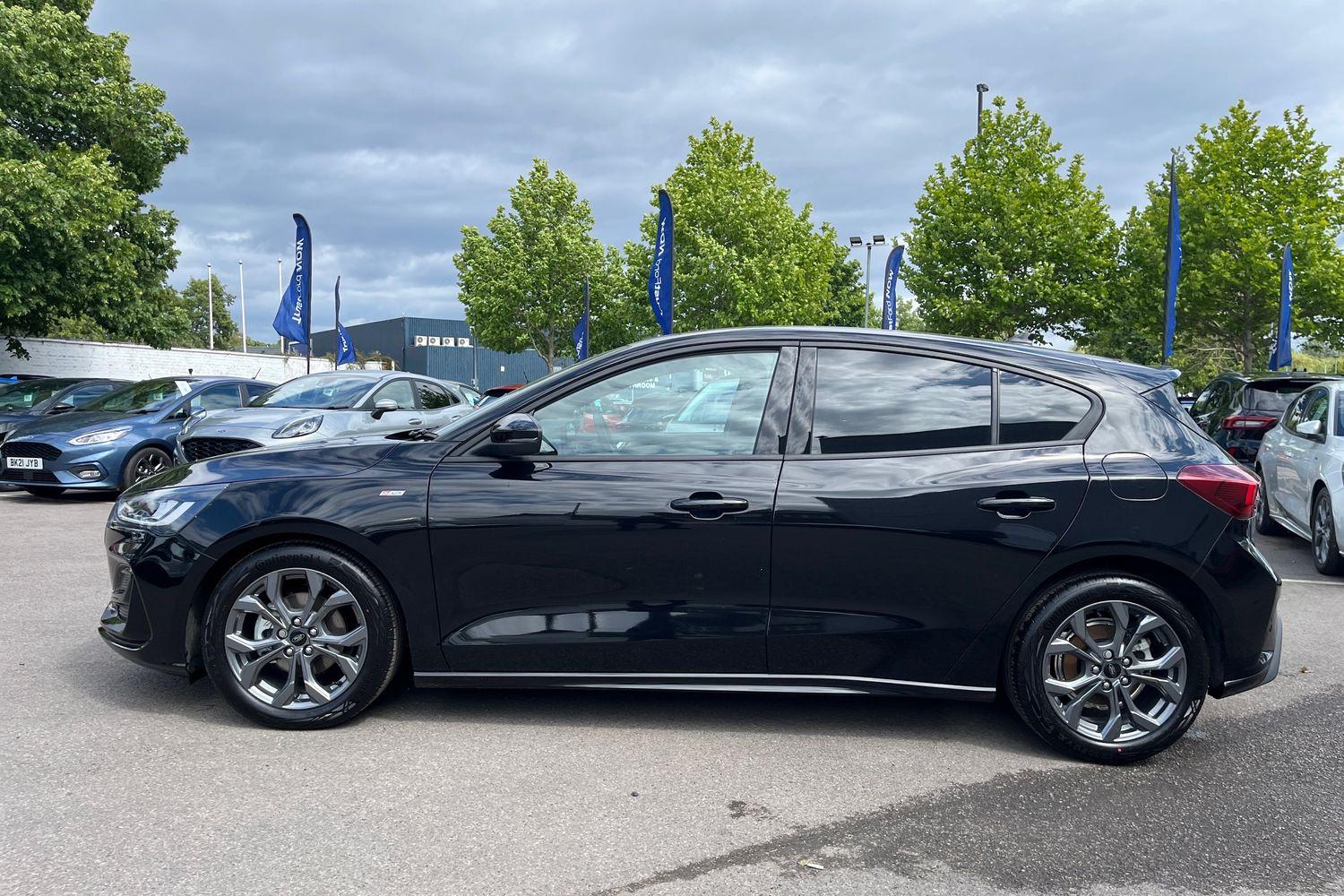 Ford FOCUS Photo 31