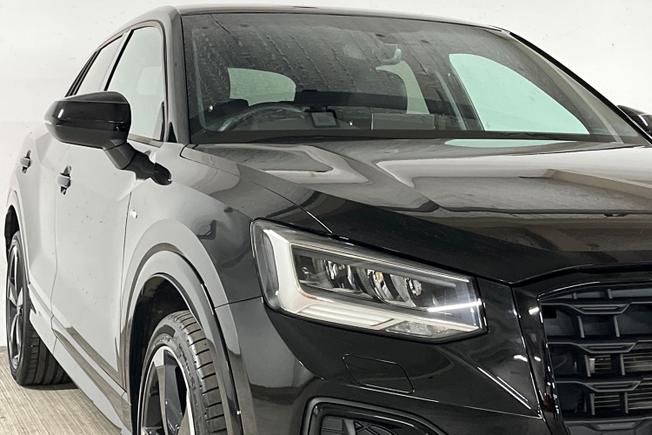 AUDI Q2 Photo 38