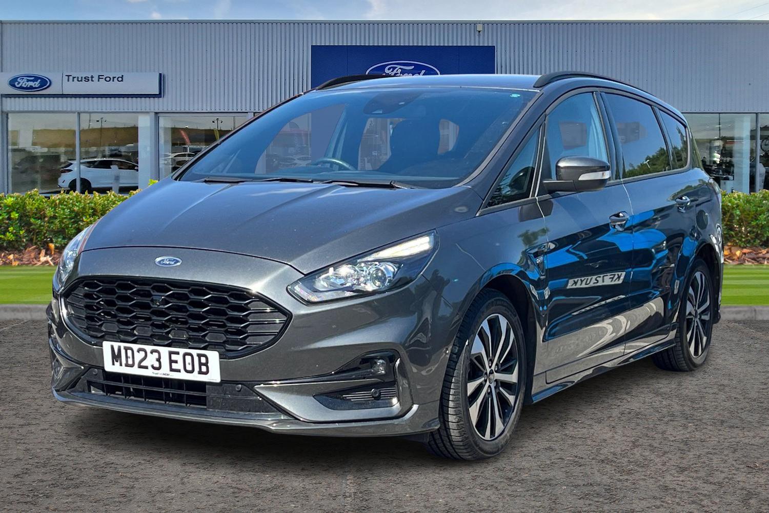 Ford S-MAX Photo 4