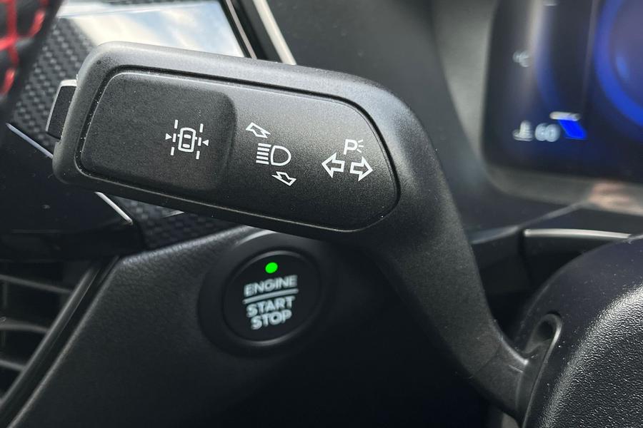 Ford Kuga Photo autoimg-439a819bb0eac01ad2f694c8deab823cf09d4720.jpg