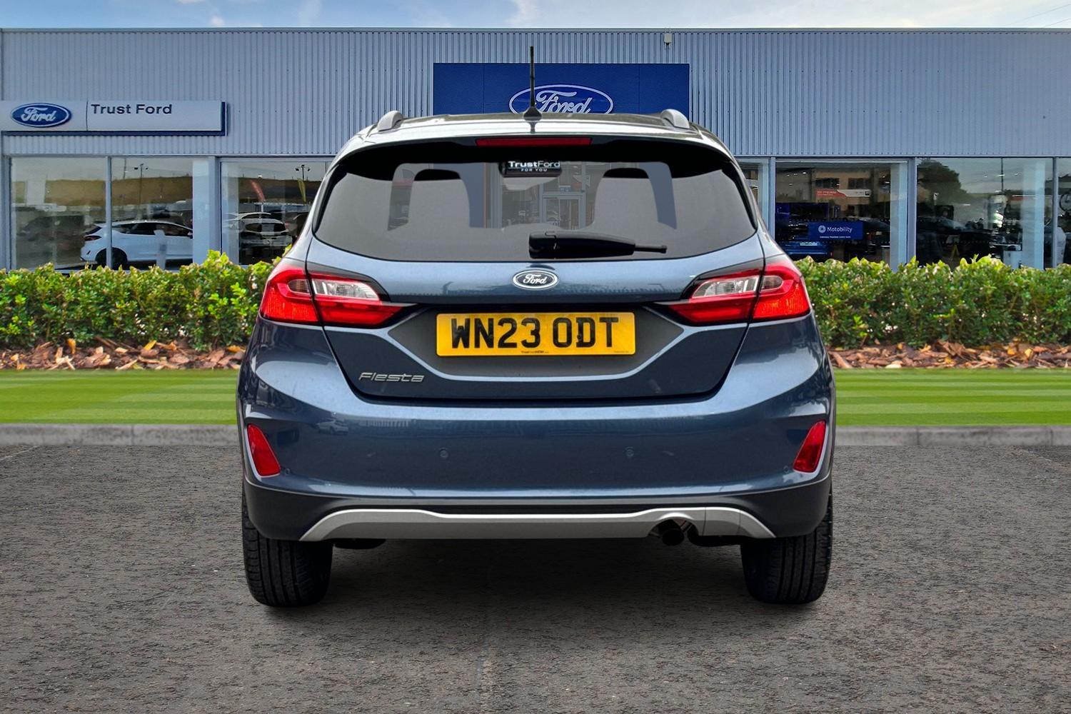 Ford FIESTA Photo 6