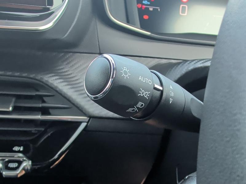 Used Peugeot 2008 BF24DWX 22