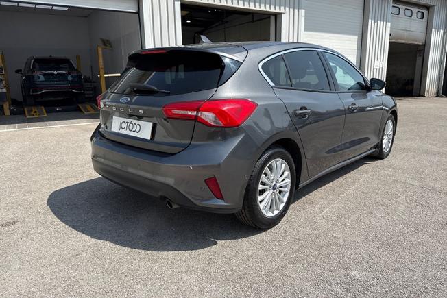 FORD Focus Photo 22