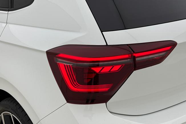 VOLKSWAGEN Polo Photo 18