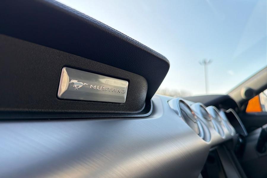 Ford MUSTANG Photo autoimg-43b38caef254cabff63ec21af2e5b0ca4f091a12.jpg
