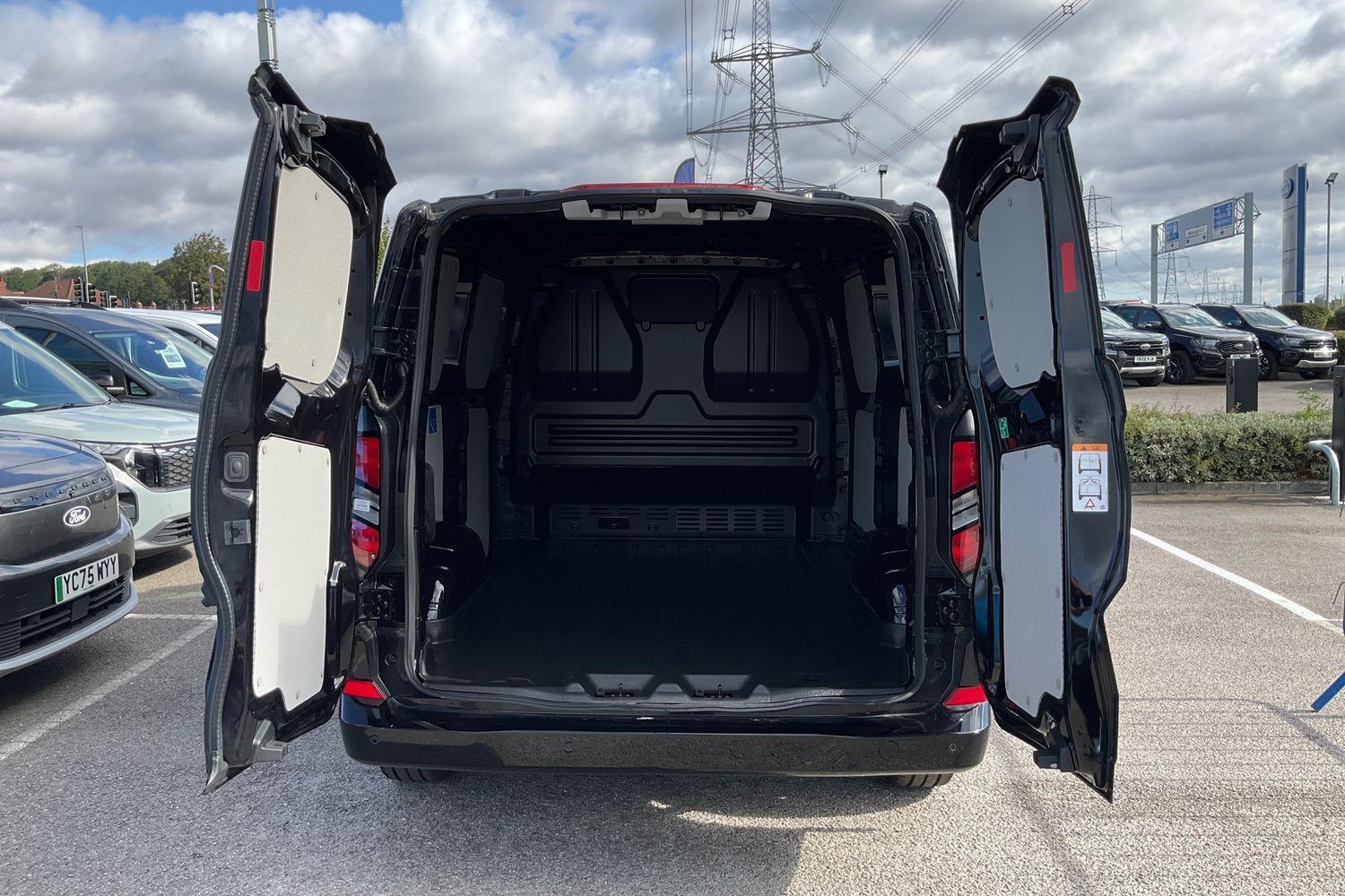 Ford TRANSIT CUSTOM Photo 5
