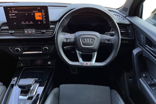 AUDI Q5 Photo 11