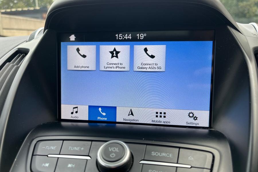 Ford KUGA Photo autoimg-43c63e4f64dd2de0c0e909ea73fb0a462a7ad059.jpg