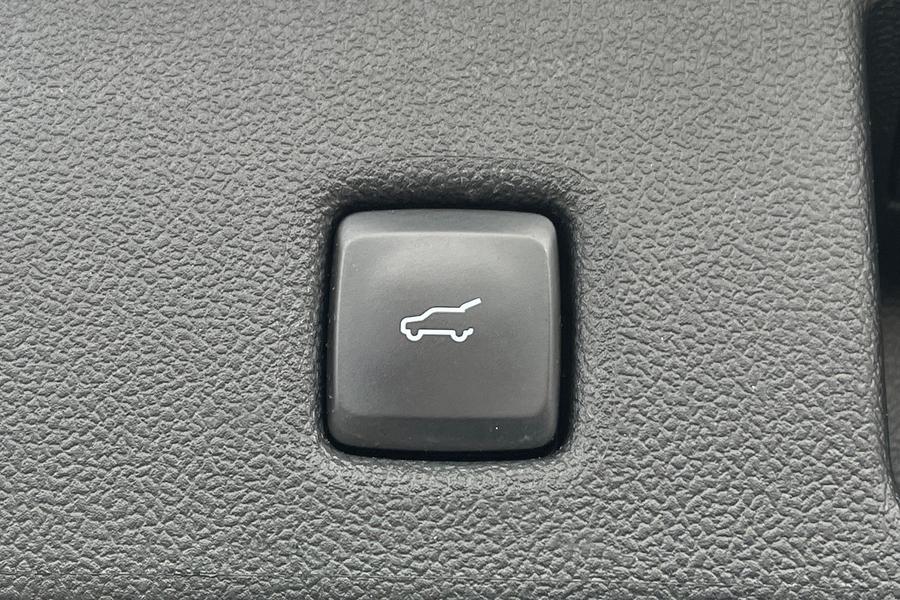 Ford Kuga Photo autoimg-43c7016dfefe28bf3b6f0cad965f1f05c2321ab7.jpg