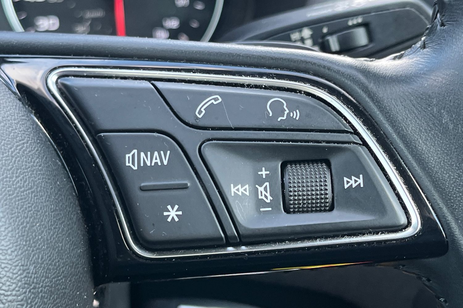 Audi Q2 Photo 41