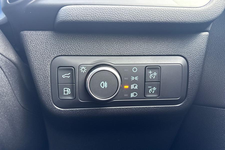 Ford KUGA Photo autoimg-43cd70285b358b3413e06aac0bf55c6c365705e8.jpg