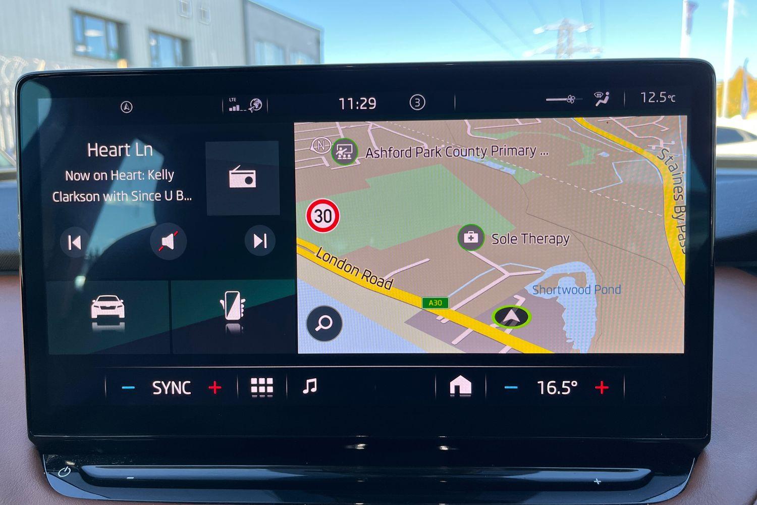Skoda ENYAQ Photo 23