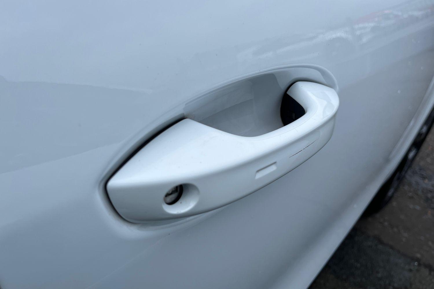 Ford Explorer Photo 24