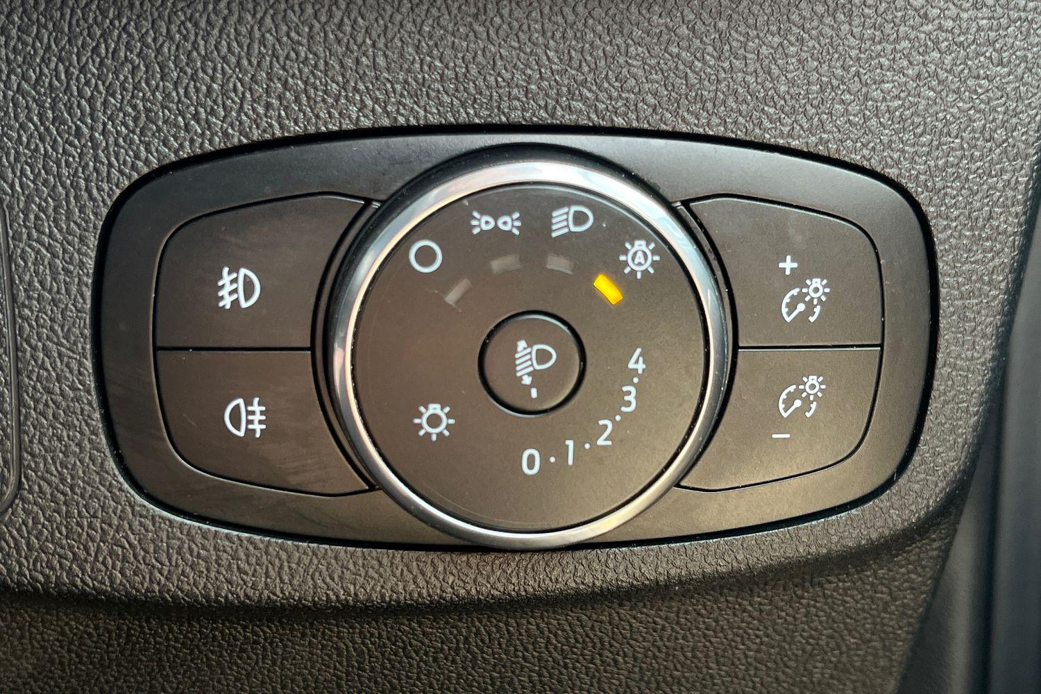 Ford Focus Photo 22