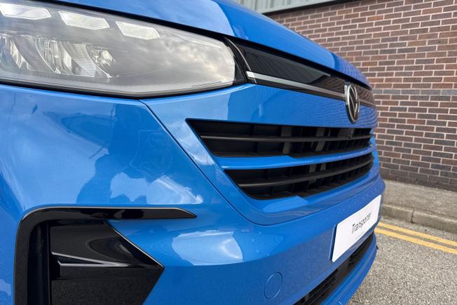 VOLKSWAGEN Transporter Kombi Photo 27