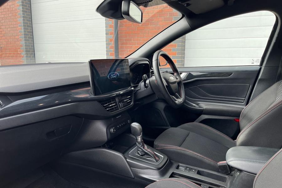 Ford Focus Photo autoimg-43d7efb84709399cc028b53737f0800c6ece8a88.jpg