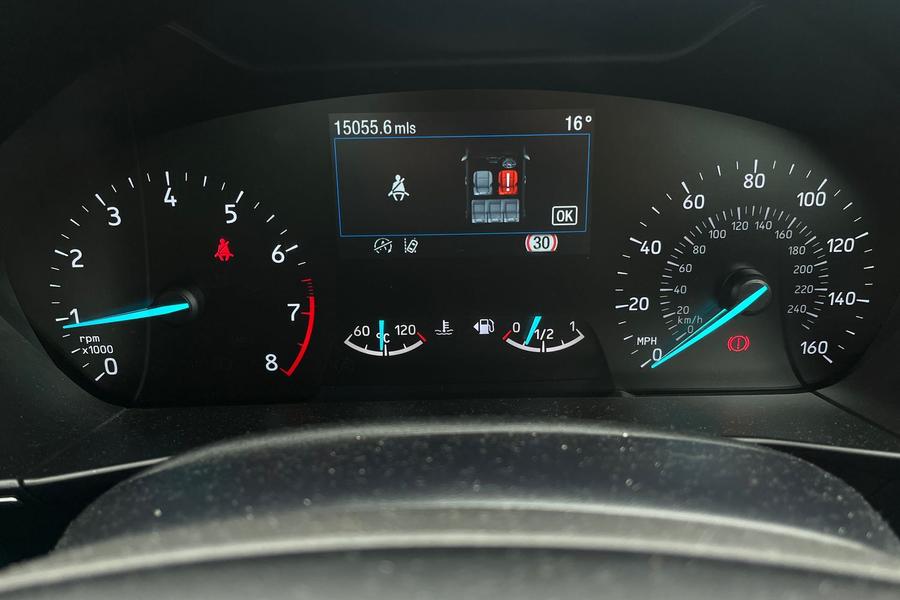 Ford Focus Photo autoimg-43dacd1c34fa60048bbd52ff13e2b47a7003579c.jpg