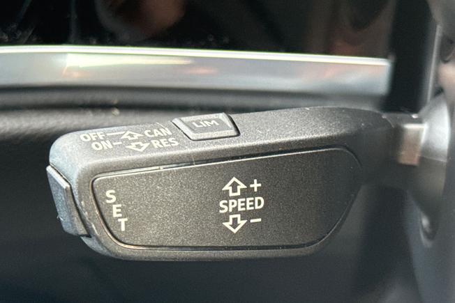 Audi Q3 Photo 30