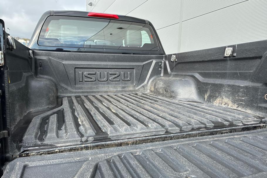 Used Isuzu D-MAX CU23TXV 4