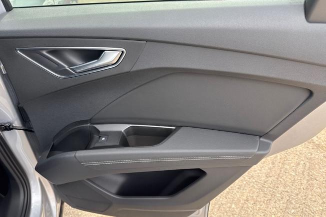 Audi Q4 Photo 39