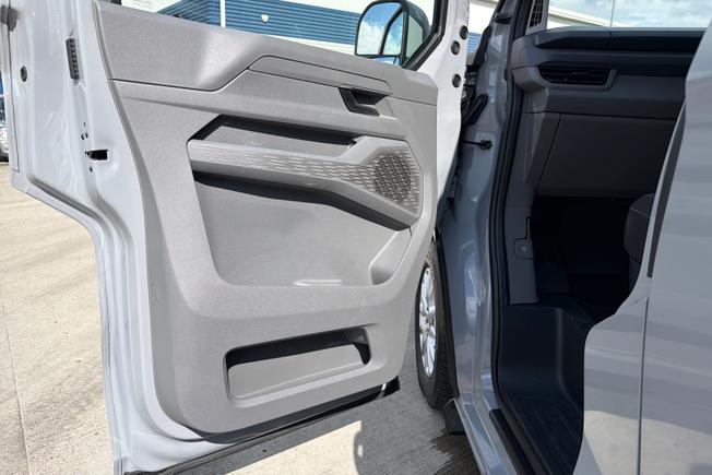 VOLKSWAGEN Transporter Photo 50