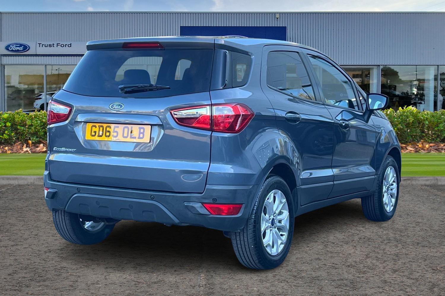 Ford ECOSPORT Photo 3