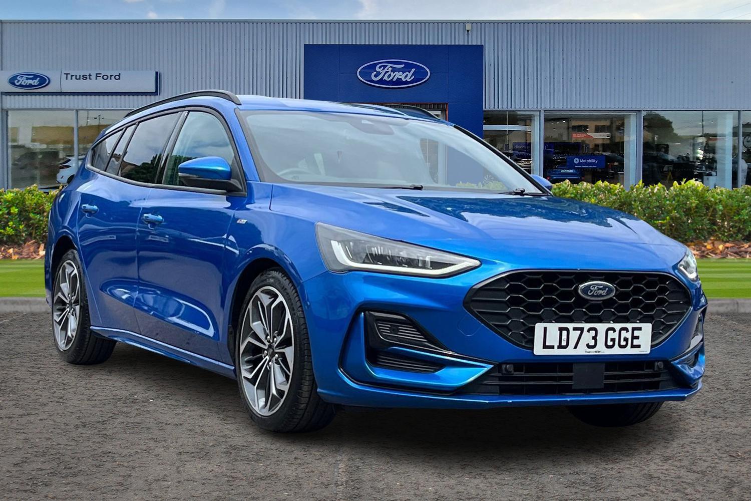Ford FOCUS Photo 0