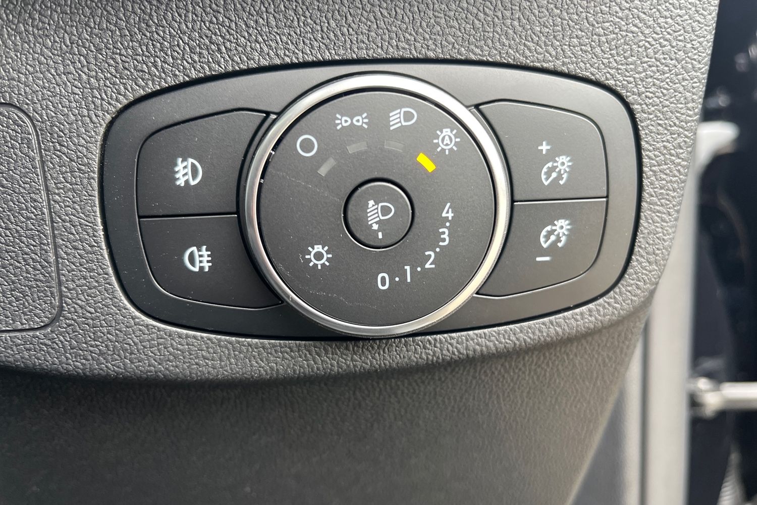 Ford Focus Photo 35