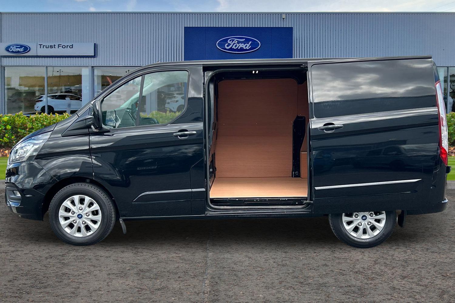 Ford TRANSIT CUSTOM Photo 5