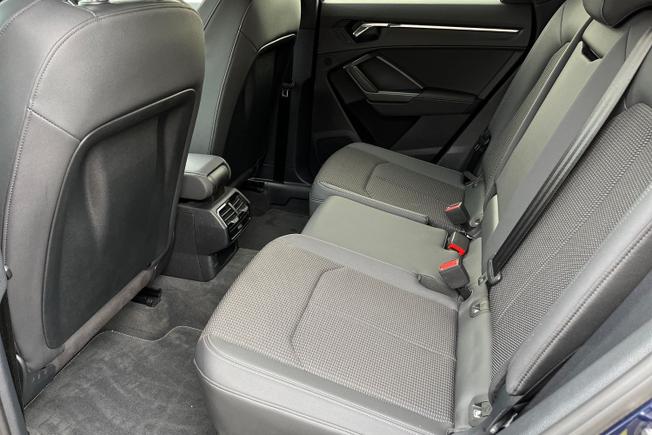 AUDI Q3 Photo 50
