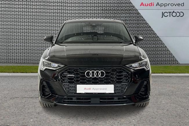 AUDI Q3 Photo 8