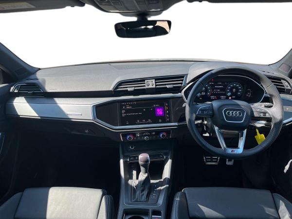 Audi Q3 Photo autoimg-43f36a30762bab63e5eadf50df8671a62d3b588c.jpg