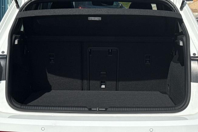 VOLKSWAGEN Golf Photo 12