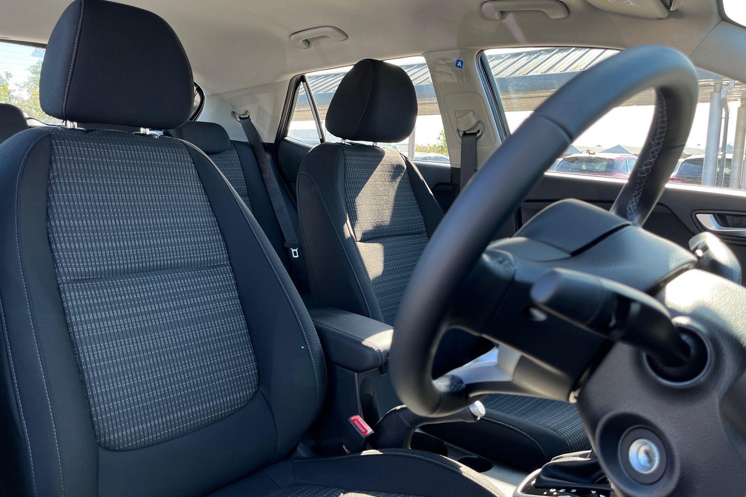 Kia Stonic Photo 16