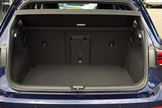 VOLKSWAGEN Golf Photo 12