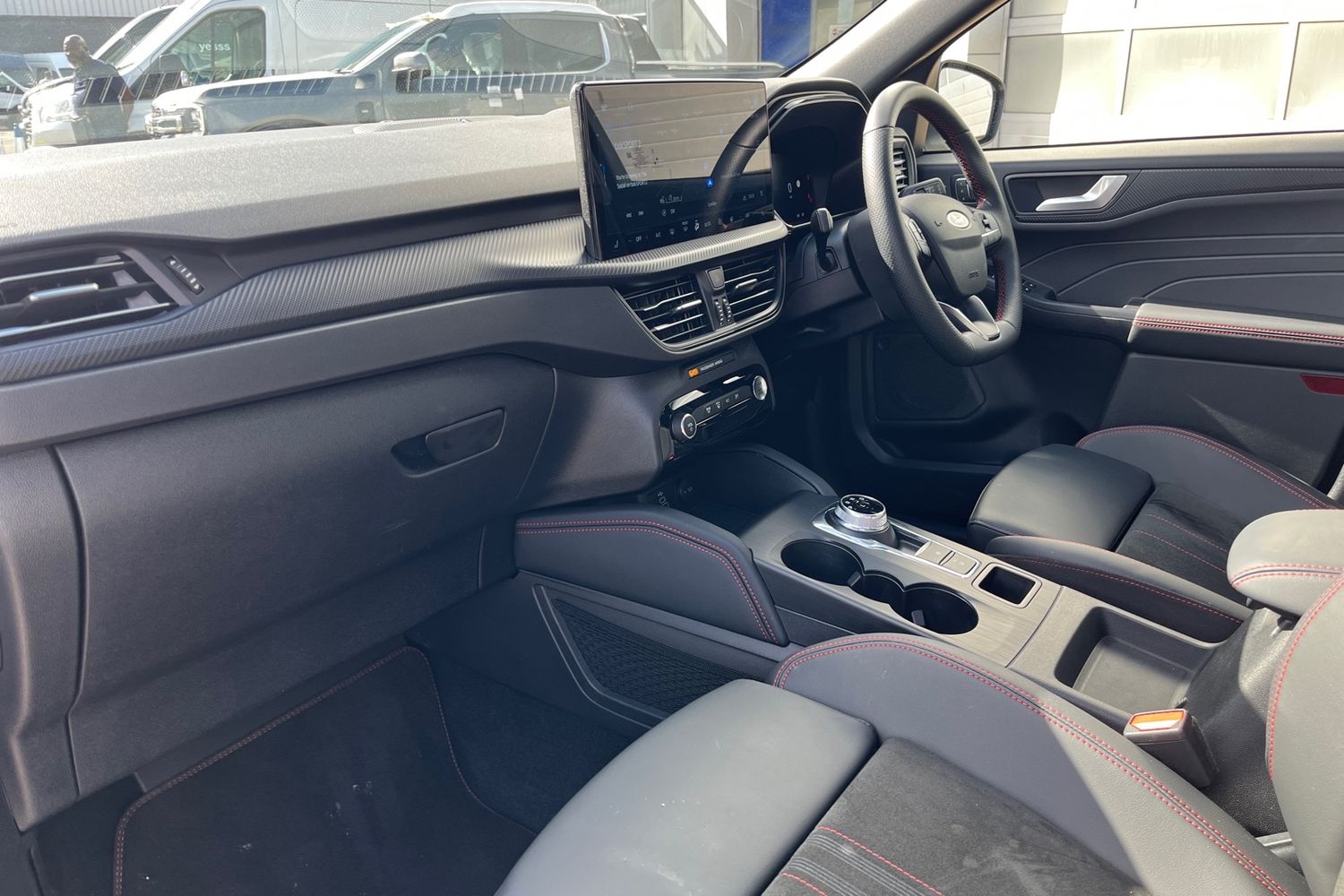Ford Kuga Photo 17