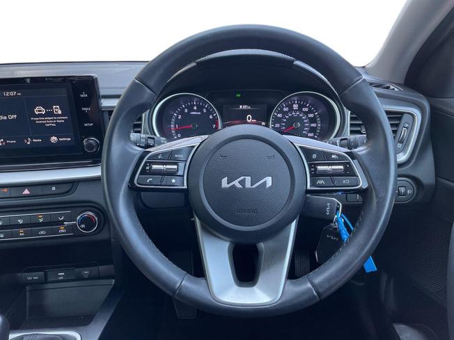 KIA Xceed Photo 11
