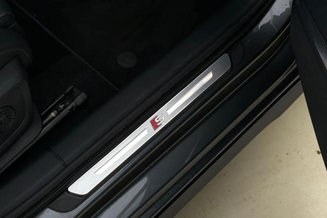 Audi S3 Photo 22